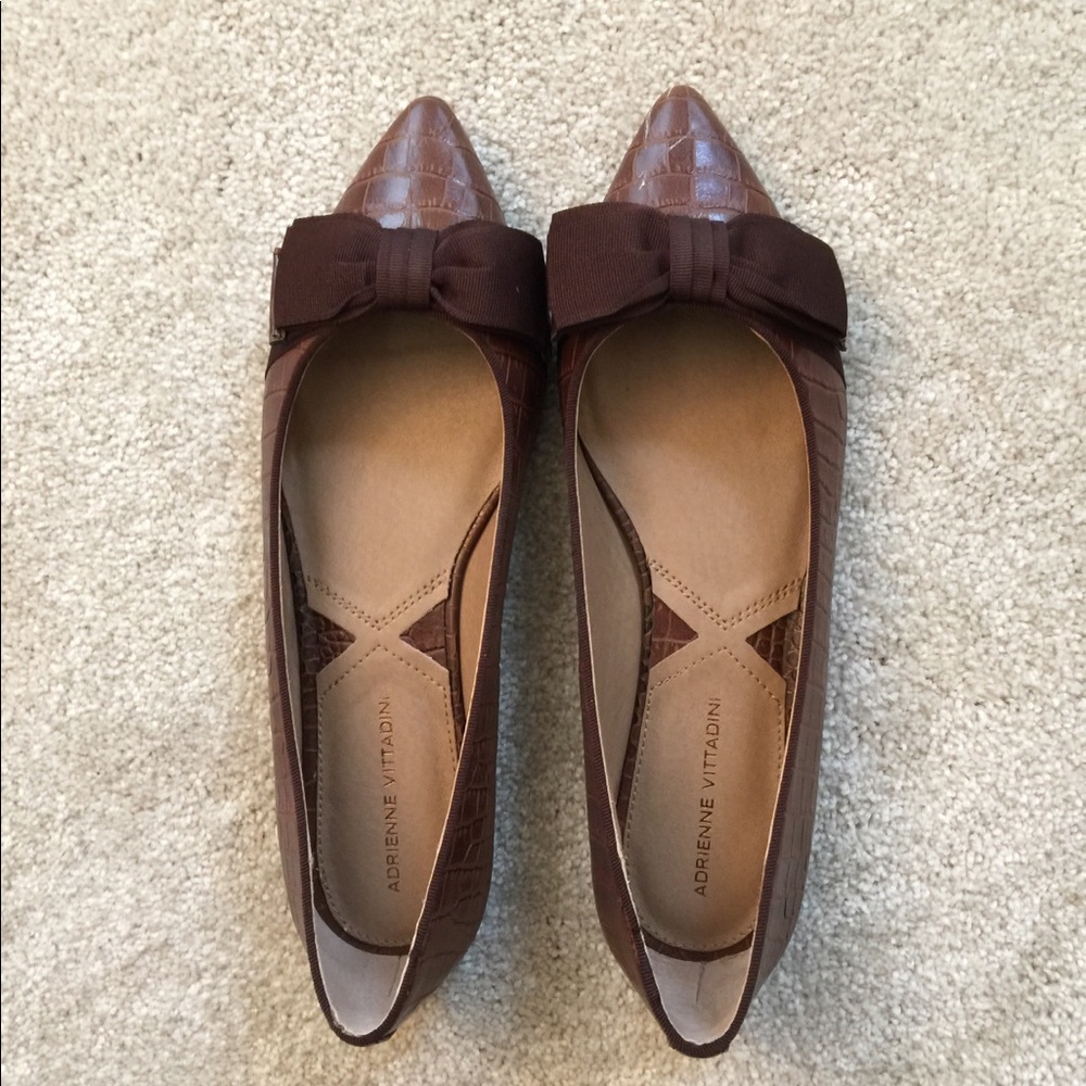 Coffee brown Adrienne vitadini flats